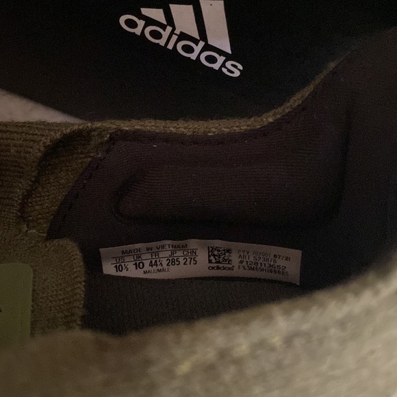 Adidas Ultraboost 21 - Picture 6 of 8